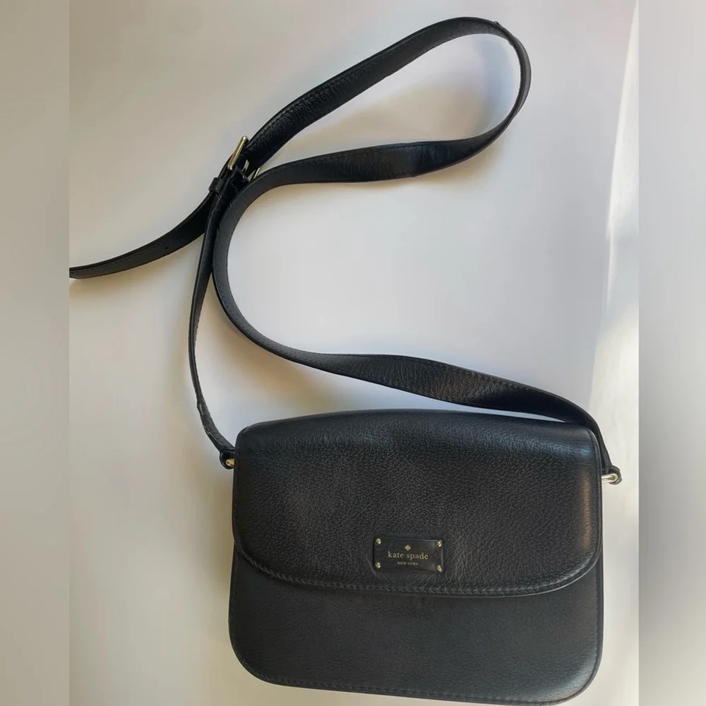 Kate Spade Black Adelaide Grove Street Black Leather Crossbody Shoulder Bag